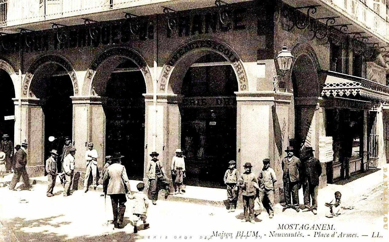 2806- Mostaganem - Place d'Armes - Maison Blum.jpg